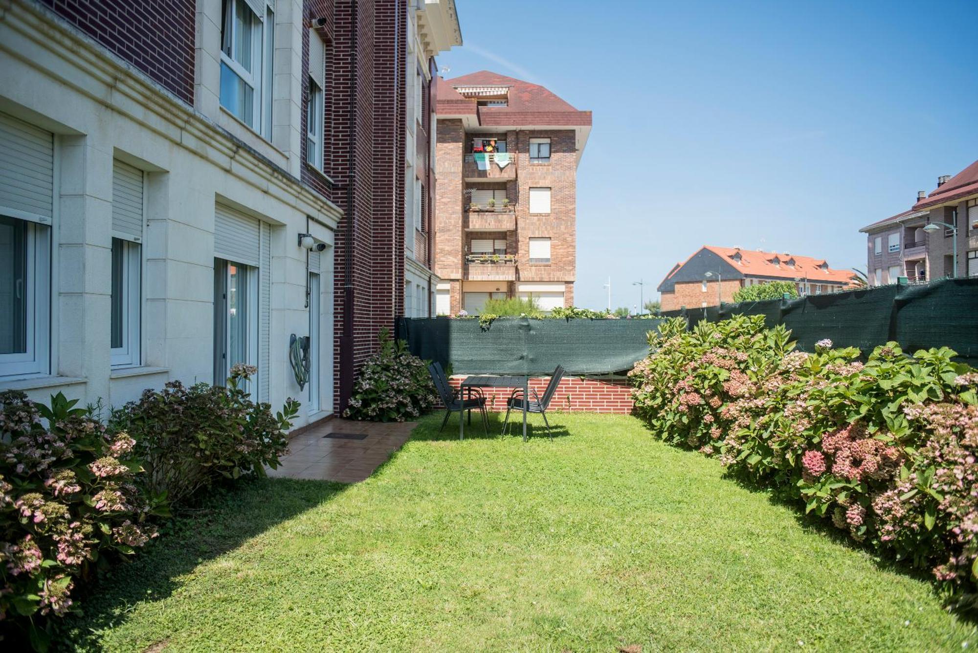 Apartamentos 擞莫 外观 照片